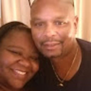 Meet your Posher, Peaches